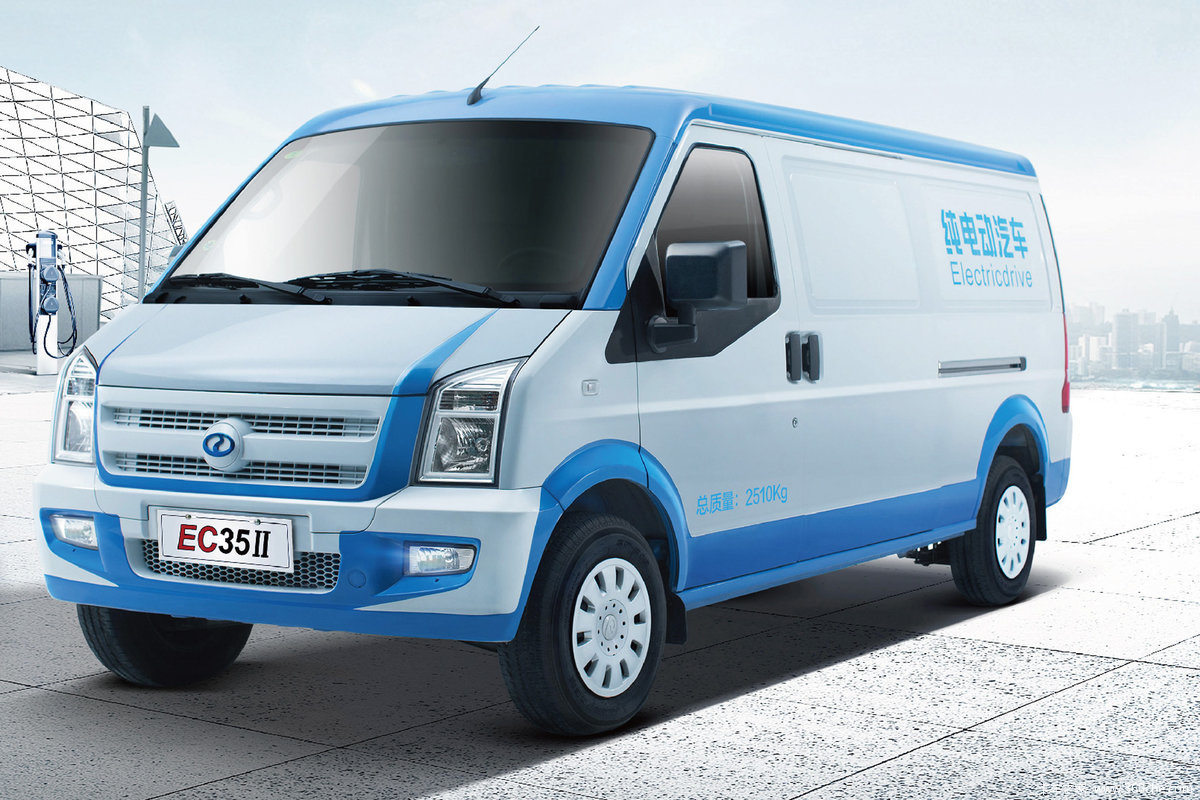 瑞驰新能源货车瑞驰EC35-中面网约车平台、网约车租赁